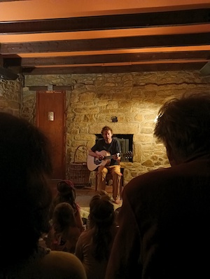 soirée conte à l'habitat participatif Keralloret (Septembre 2024, Guisseny)